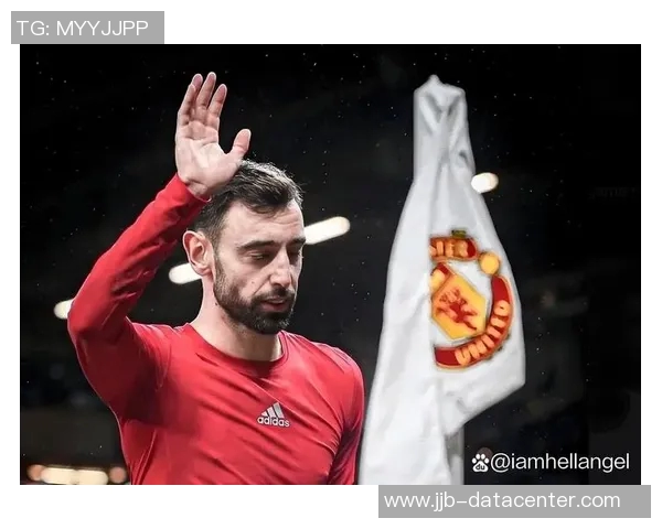 国王杯激战曼联逆转尤文图斯红牌争议引发全场热议与转会传闻